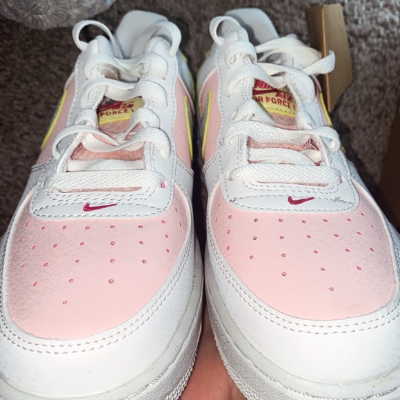 Nike Airforce 1 ⭐️ - Picture 3 of 6